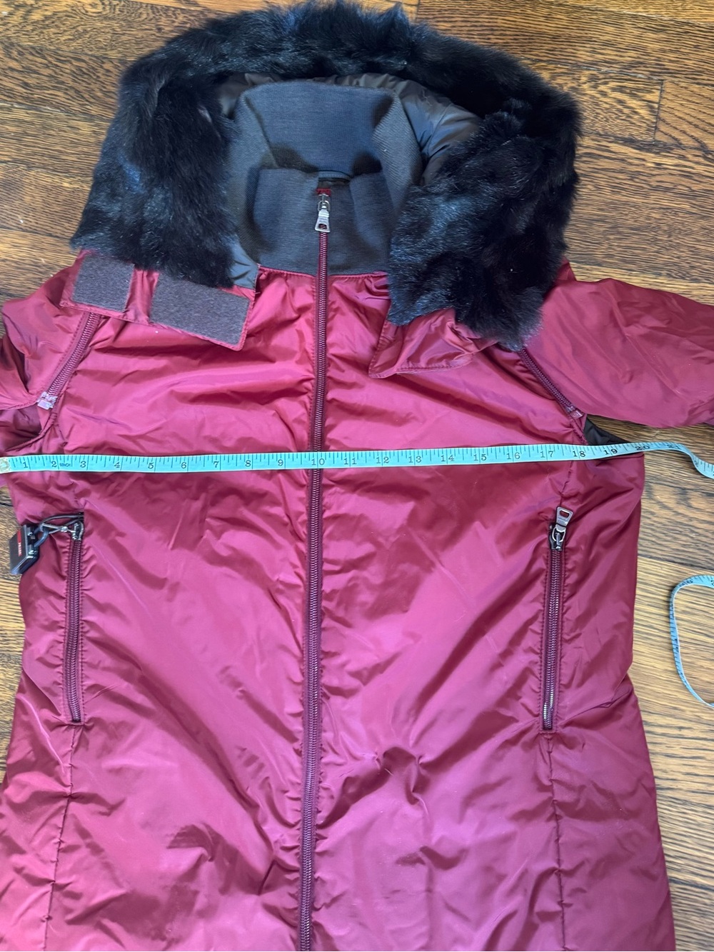 Prada red parka jacket with hood - Picture 12 of 16
